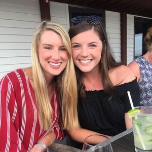 Meet your Posher, Lauren